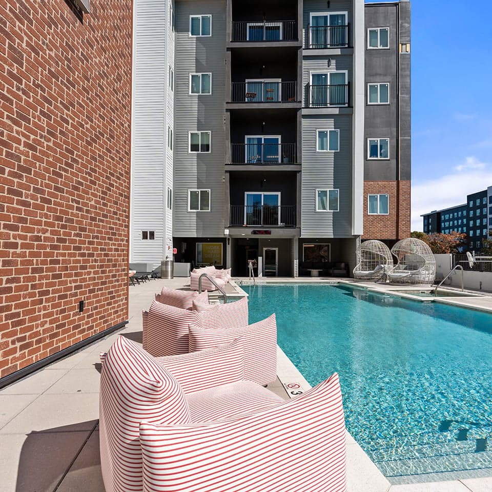 41-Social-28-Ground-Stills-16